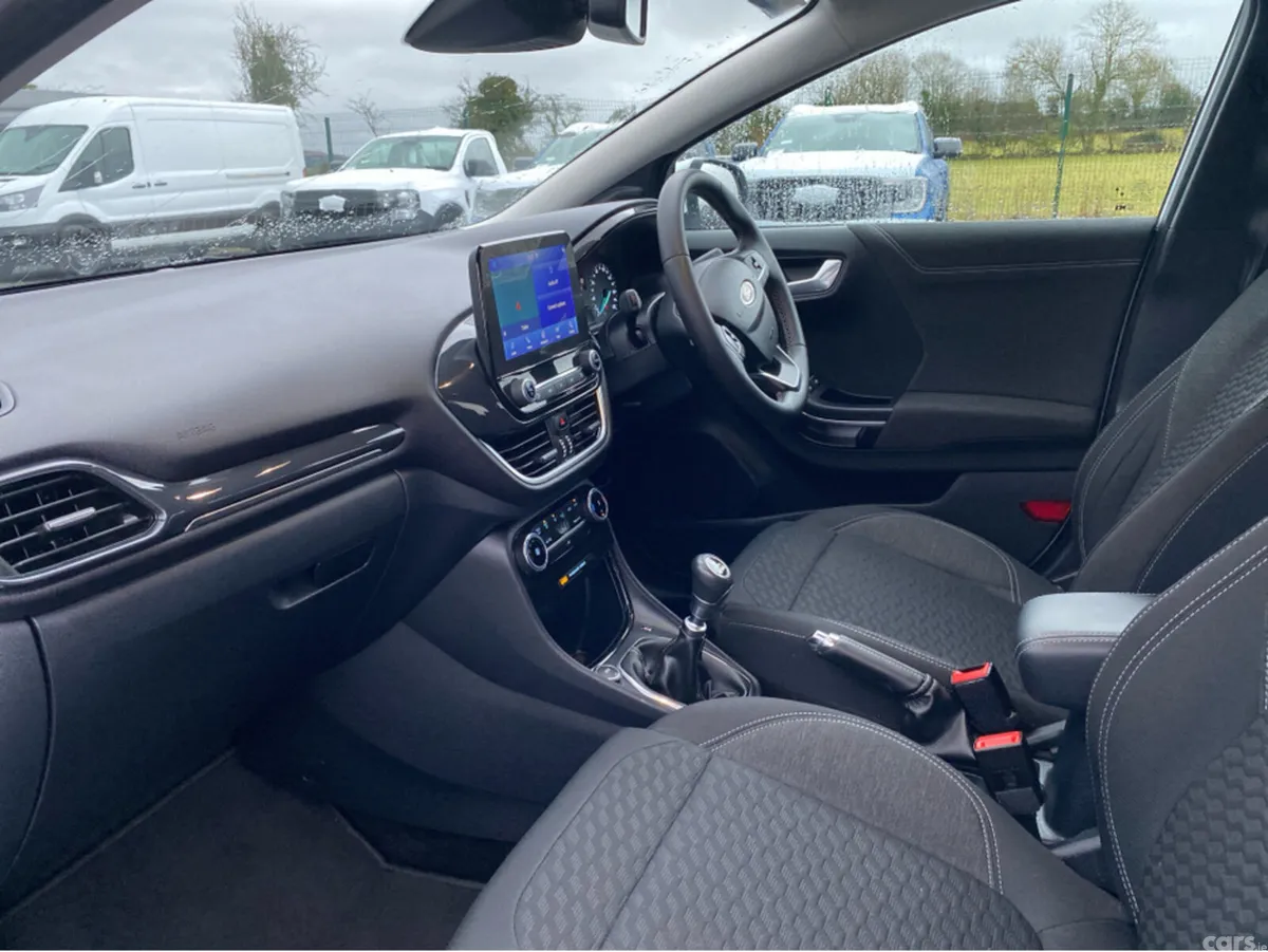 Ford Puma MPV, Petrol Hybrid, 2022, White