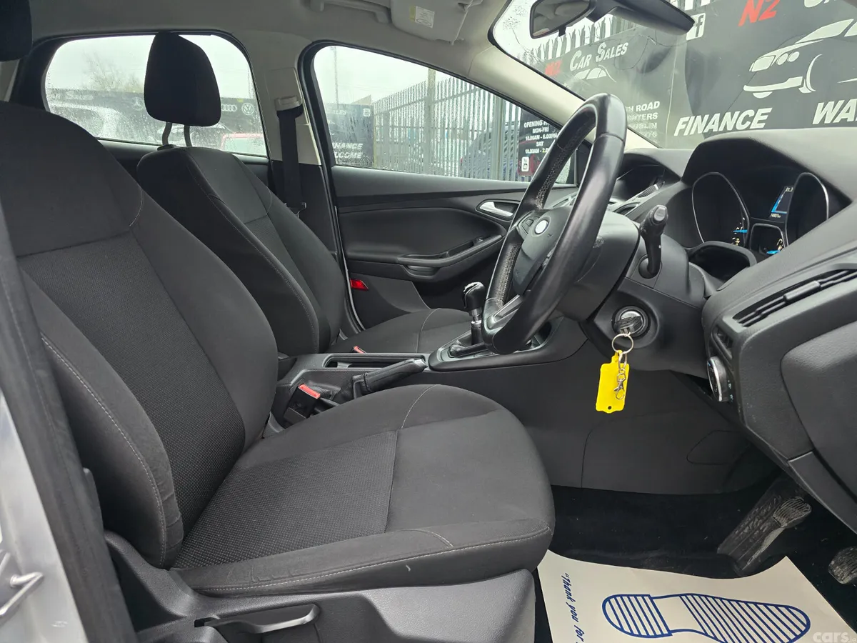 Ford Focus Hatchback, Diesel, 2016, Silver