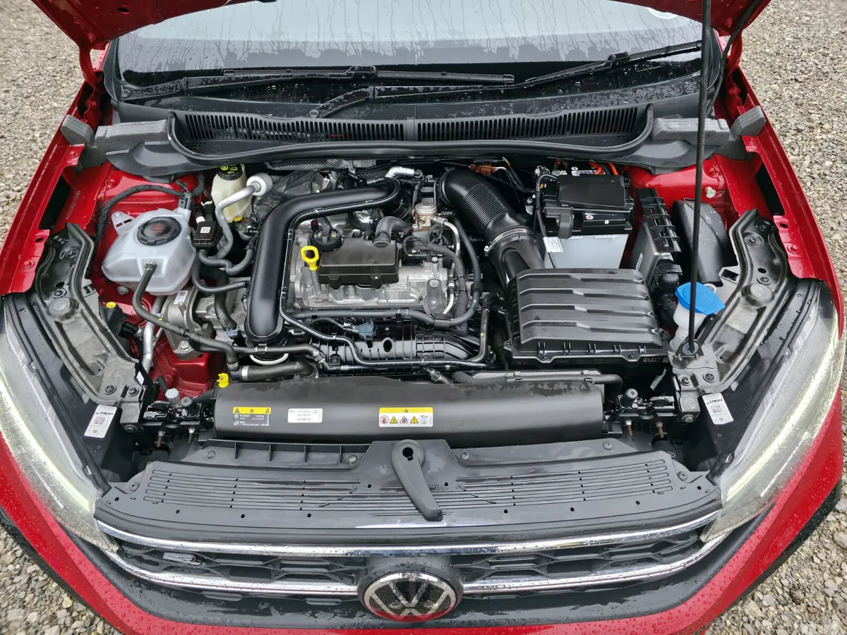 Volkswagen Taigo Hatchback, Petrol, 2022, Red