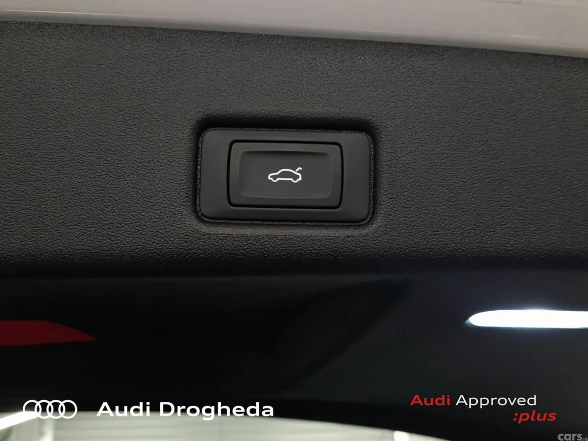Audi Q5 SUV, Petrol, 2026, White