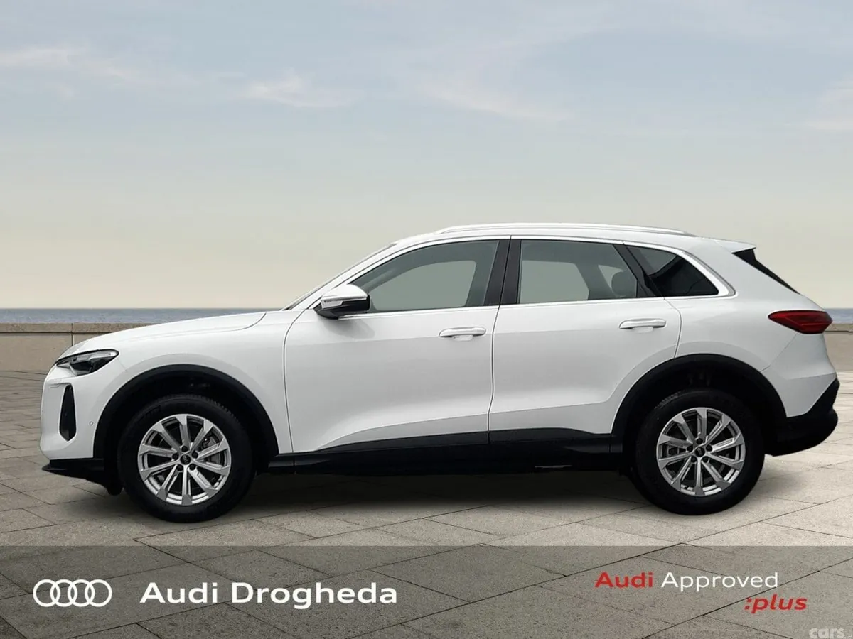 Audi Q5 SUV, Petrol, 2026, White