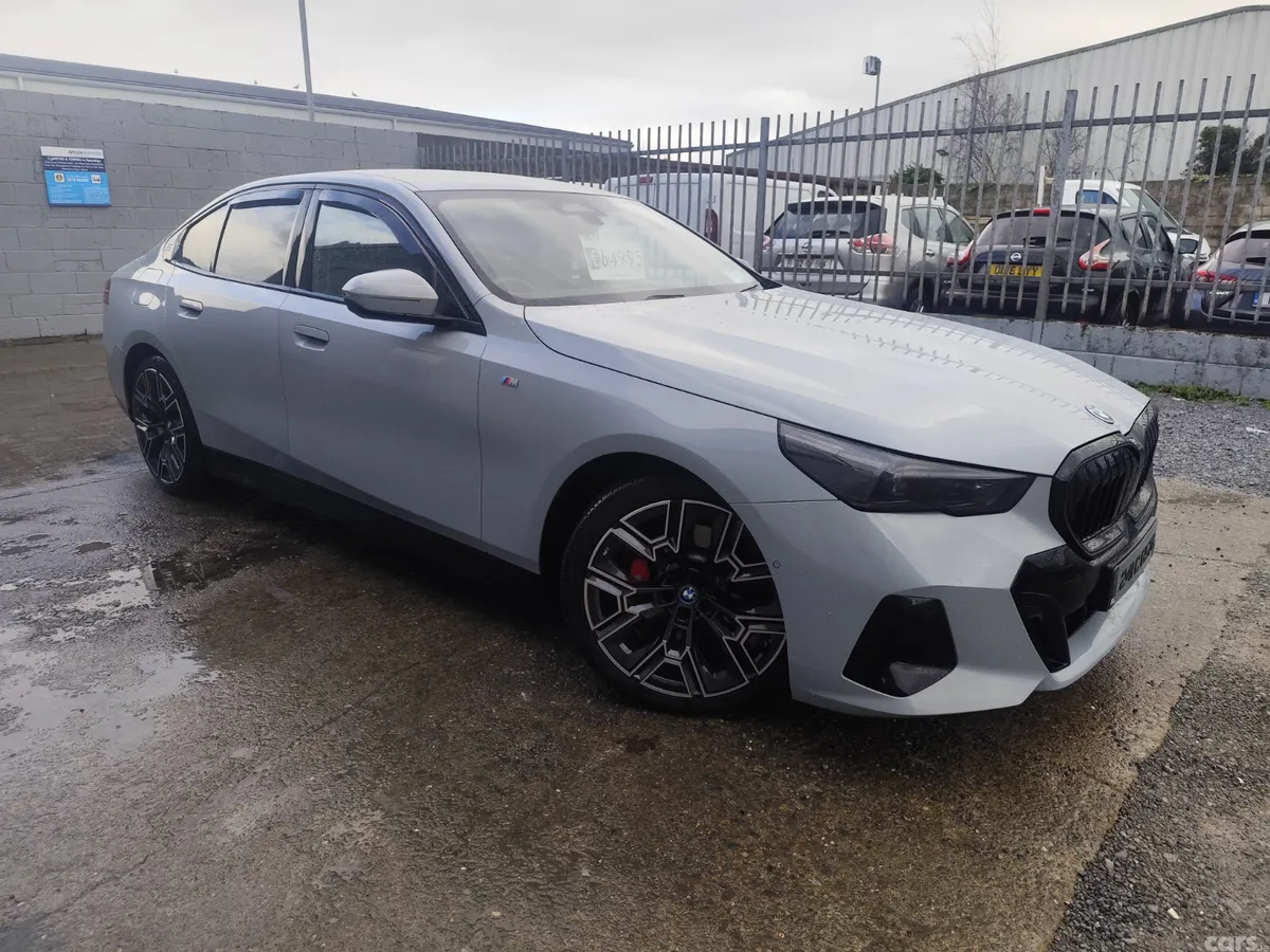 BMW 5-Series Saloon, Petrol Plug-in Hybrid, 2024, Grey