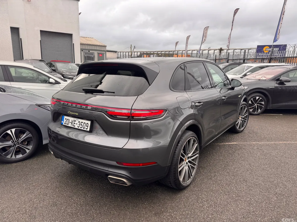 Porsche Cayenne SUV, Petrol Plug-in Hybrid, 2020, Grey