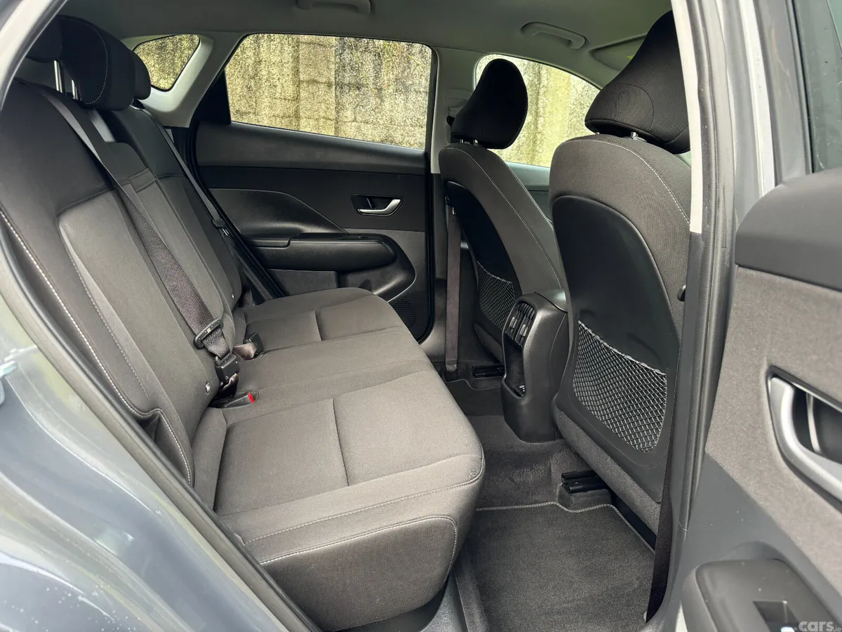Hyundai KONA MPV, Petrol, 2024, Grey