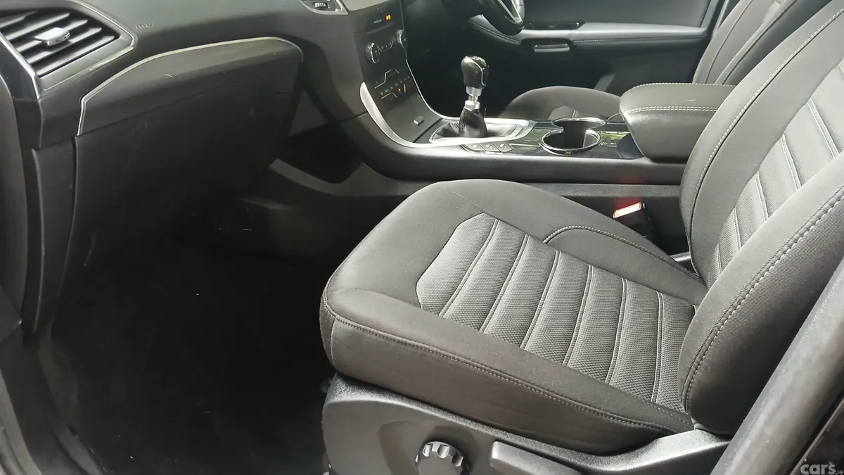 Ford Galaxy MPV, Diesel, 2020, Black