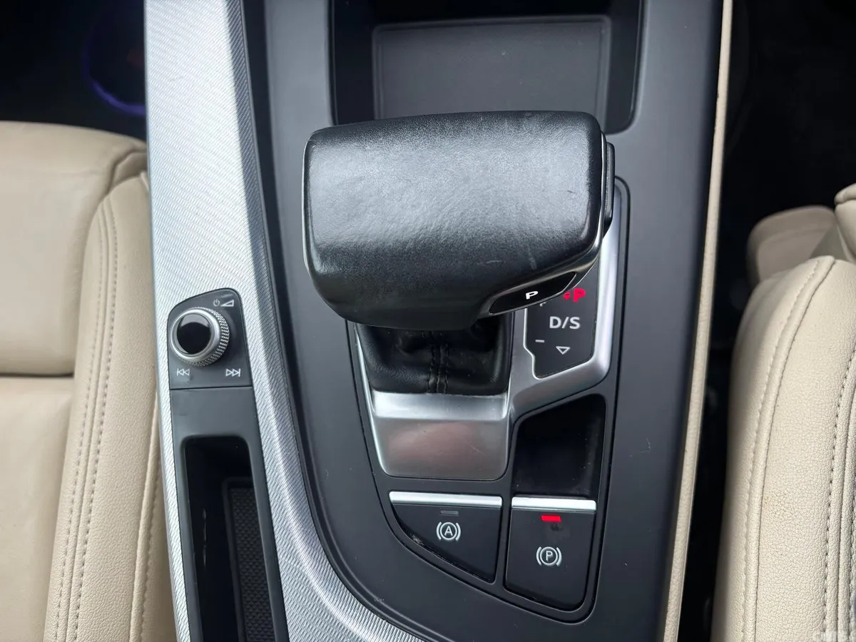 Audi A4 Saloon, Diesel, 2021, Blue