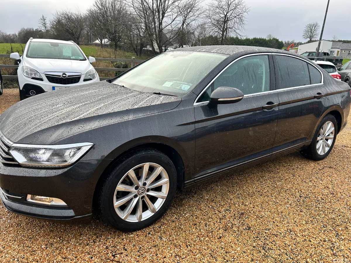 Volkswagen Passat Saloon, Diesel, 2018, Grey
