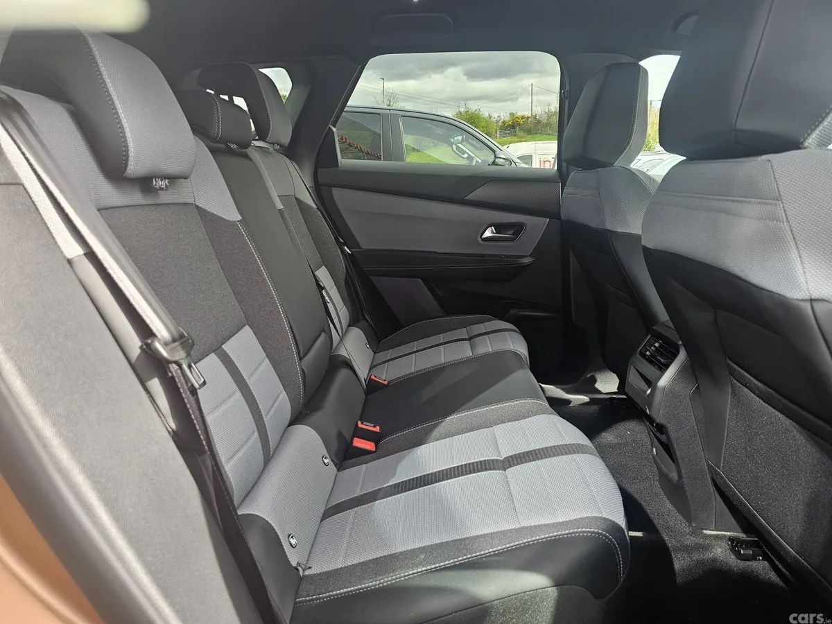 Vauxhall Grandland Hatchback, Electric, 2026, 