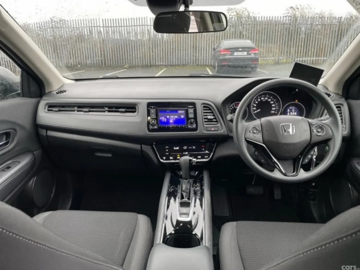 Honda HR-V SUV, Petrol, 2021, Grey