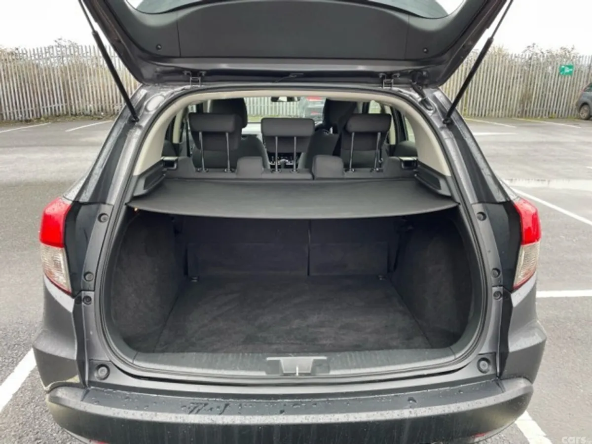 Honda HR-V SUV, Petrol, 2021, Grey