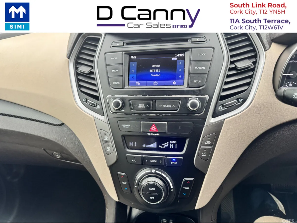 Hyundai Santa Fe Estate, Diesel, 2016, Blue
