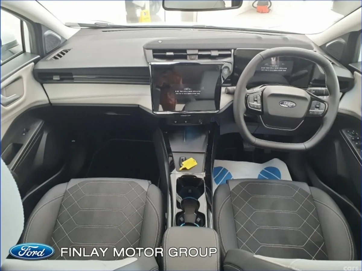 Ford Puma MPV, Electric, 2025, White