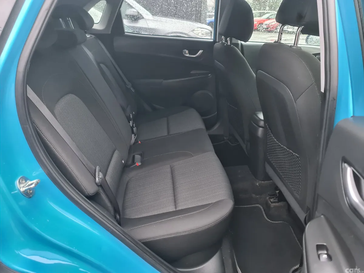 Hyundai KONA MPV, Diesel, 2021, Green