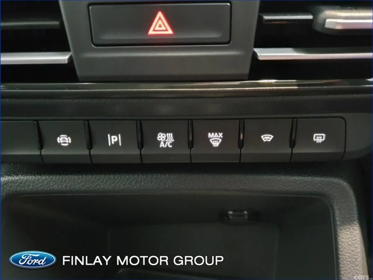 Ford Tourneo Connect MPV, Diesel, 2026, Black