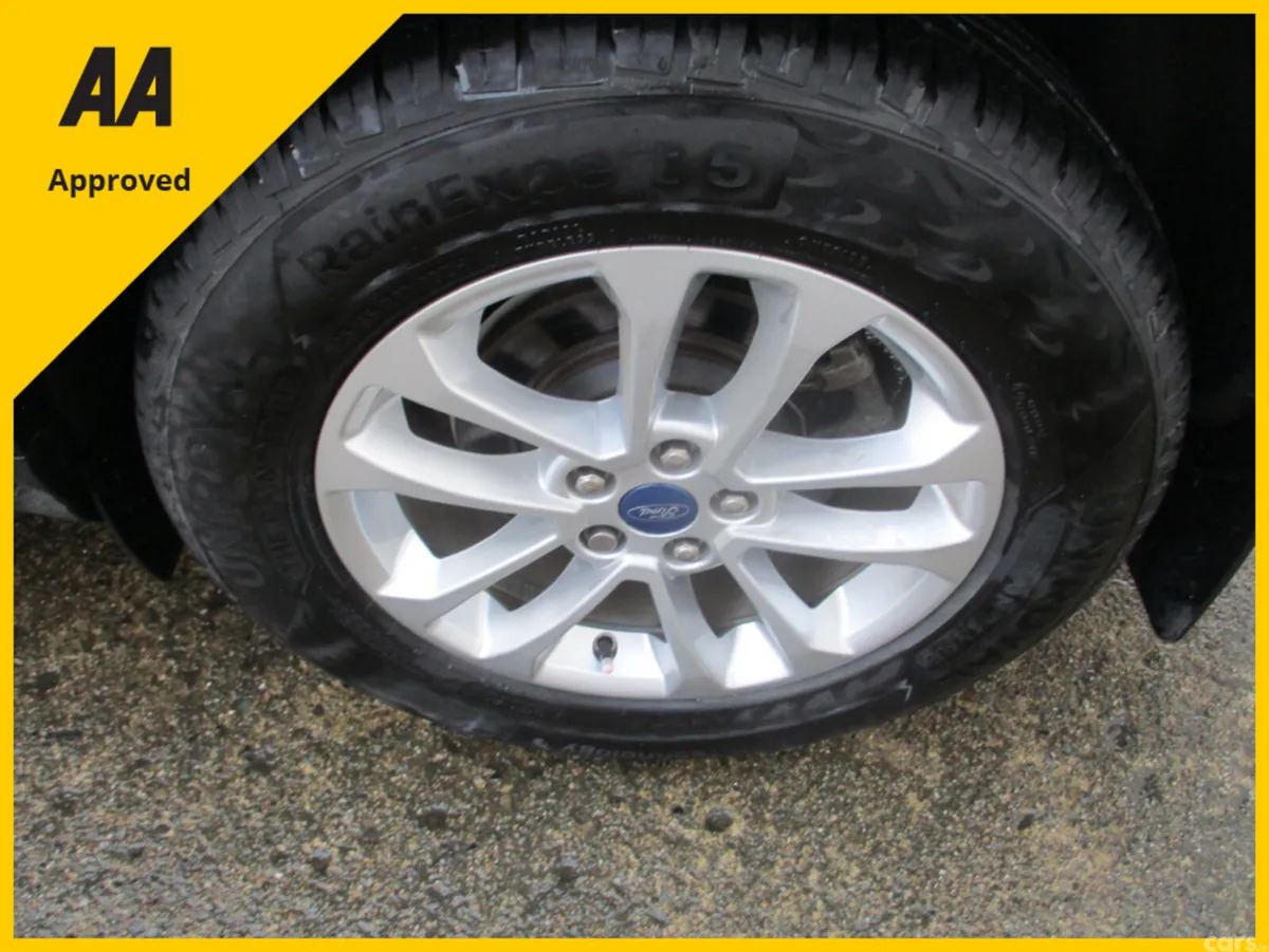 Ford Kuga MPV, Diesel, 2022, Red