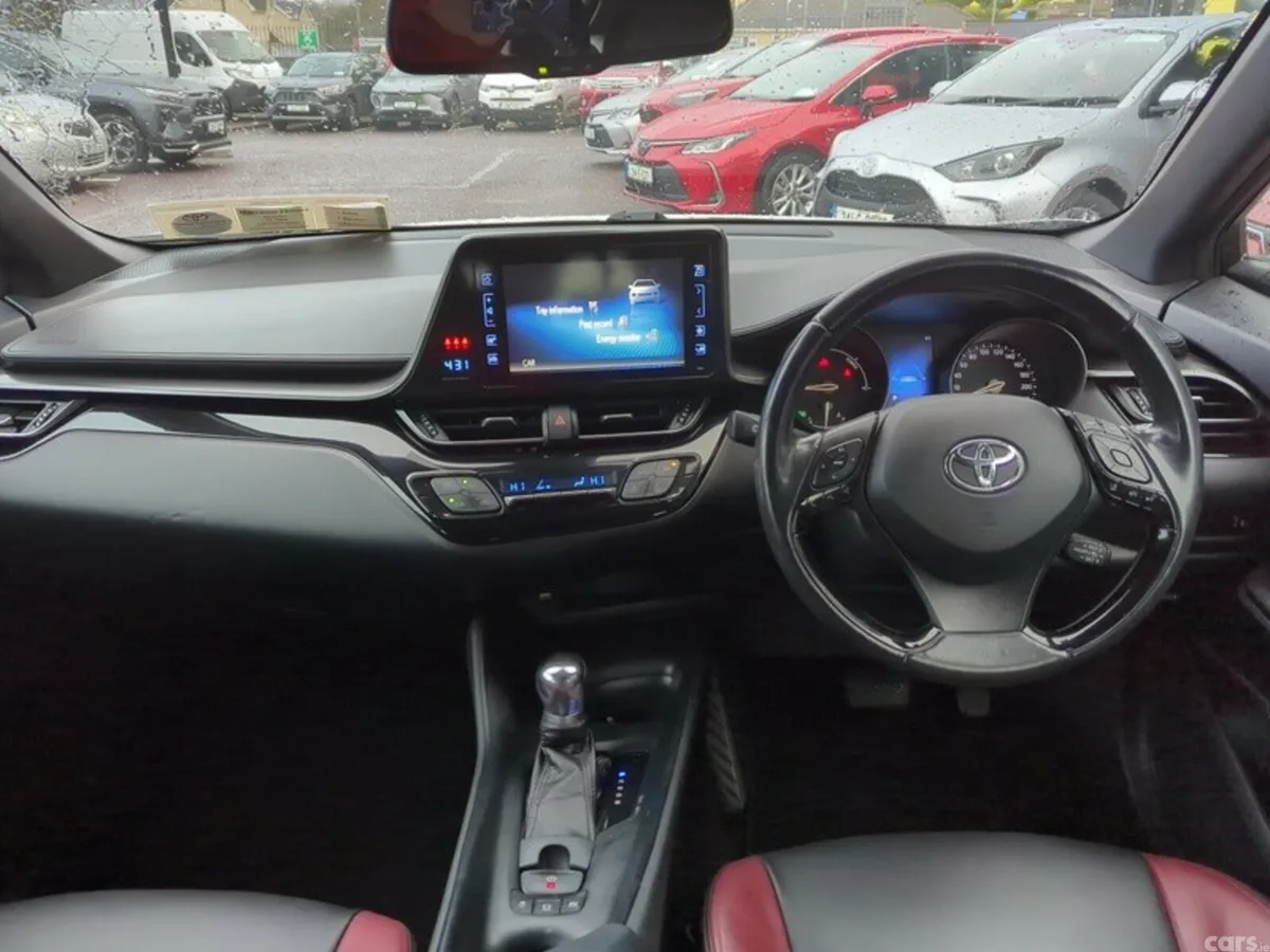 Toyota C-HR SUV, Petrol Hybrid, 2018, Silver
