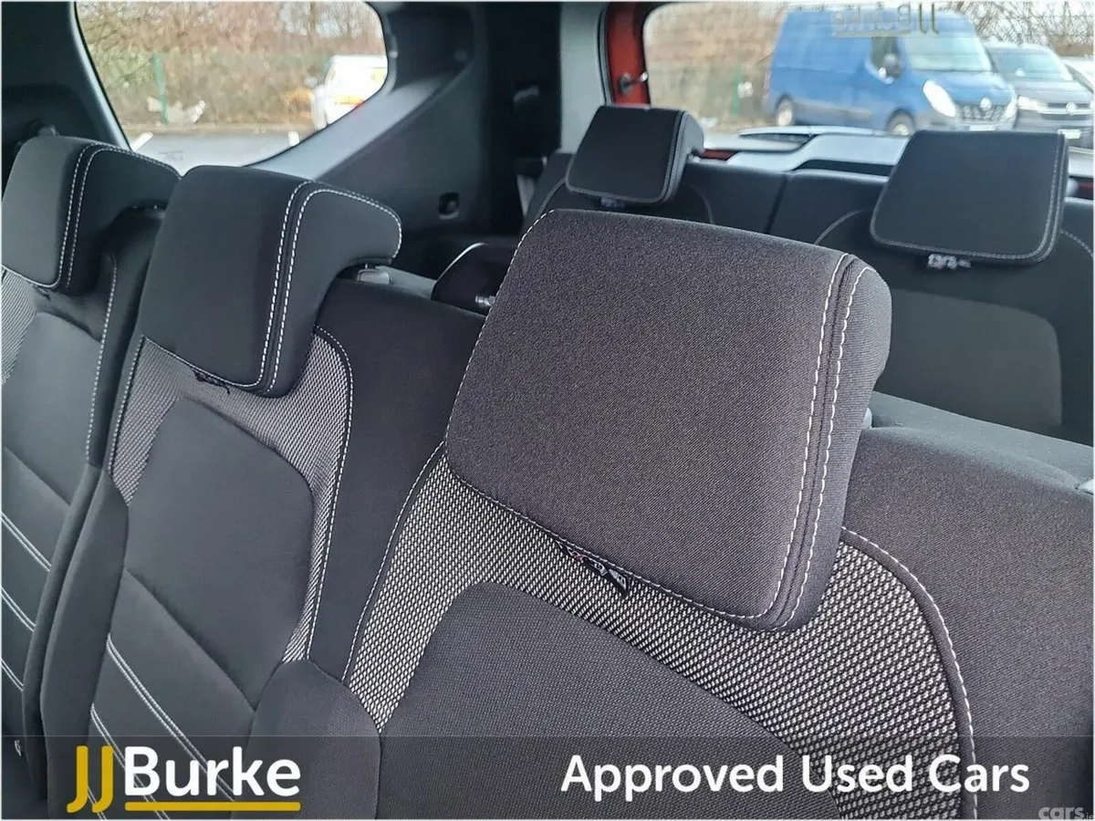 Dacia Jogger MPV, Petrol, 2024, Brown