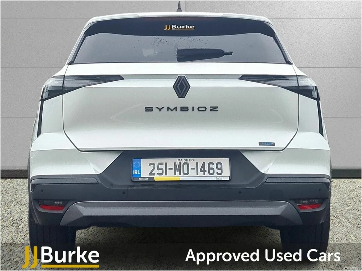 Renault Symbioz Hatchback, Petrol Hybrid, 2025, White