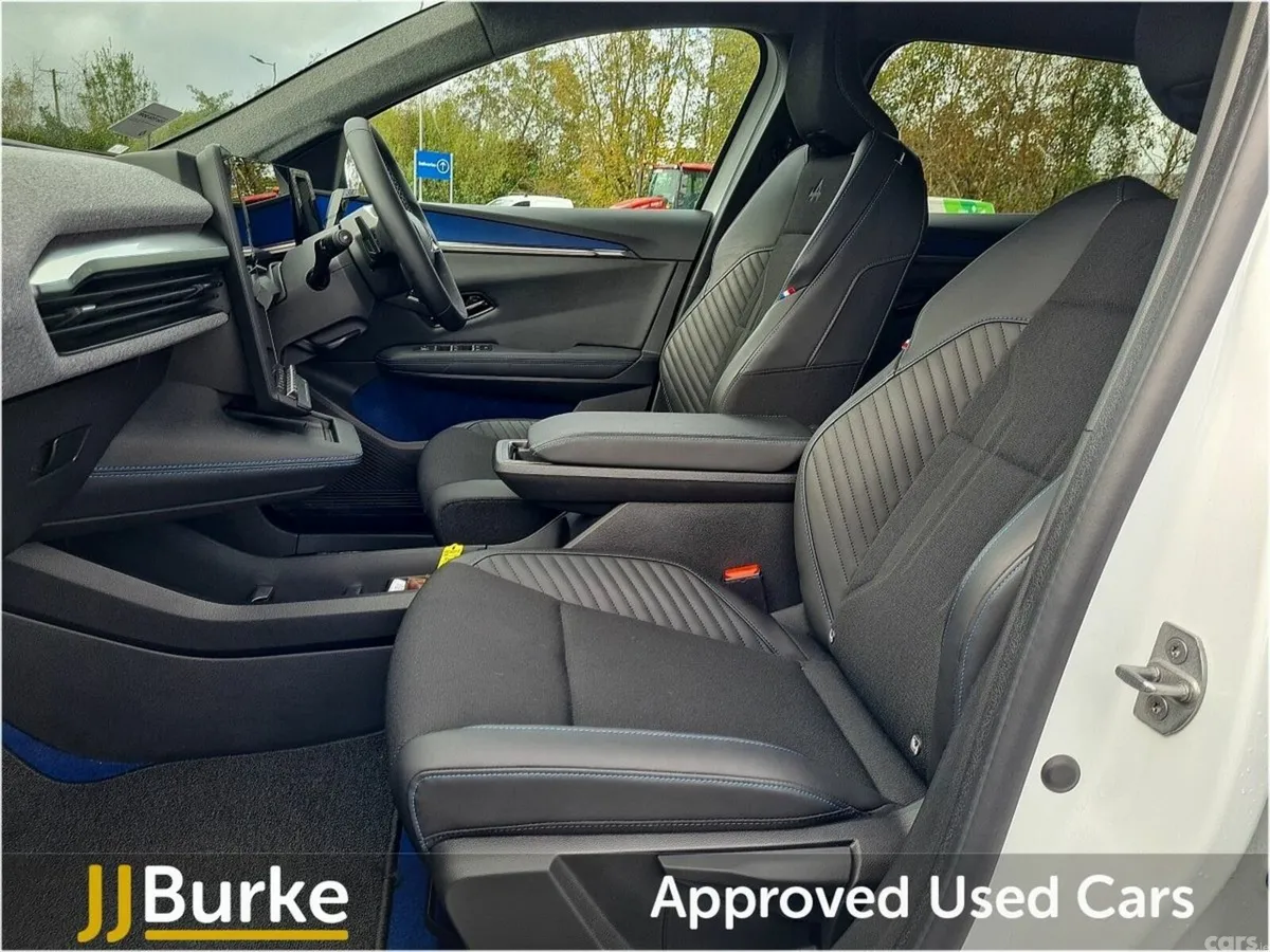 Renault Scenic E-Tech SUV, Electric, 2025, White