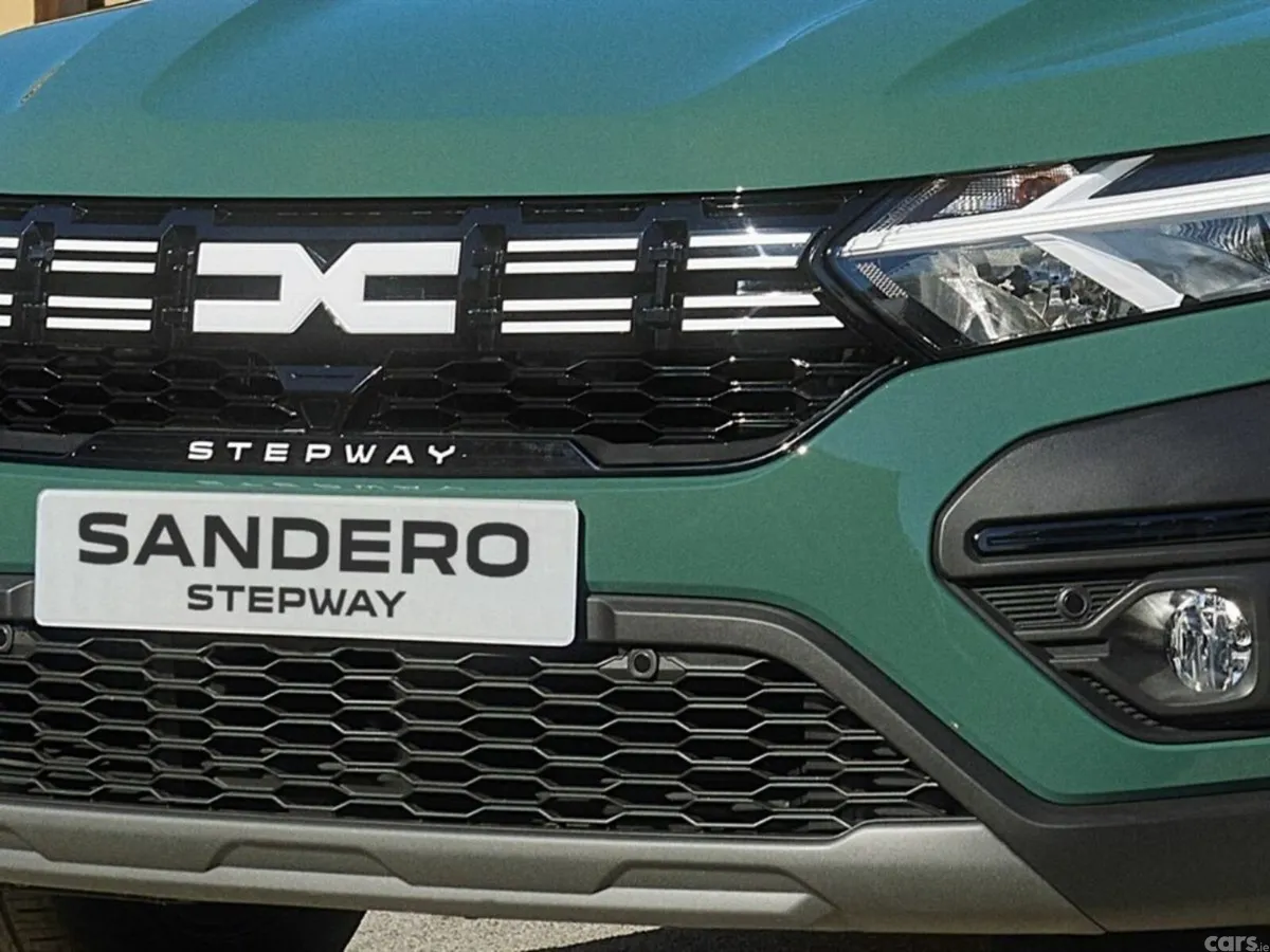 Dacia Sandero Stepway SUV, Petrol, 2027, 