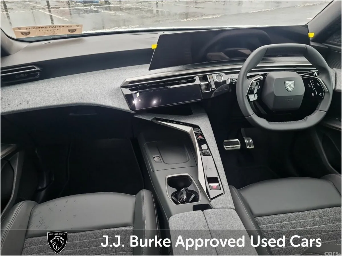 Peugeot 3008 SUV, Petrol Hybrid, 2026, White