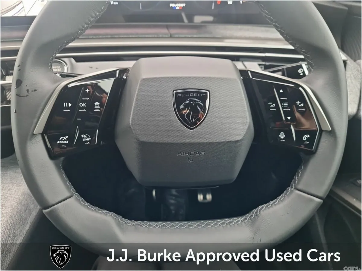 Peugeot 3008 SUV, Petrol Hybrid, 2026, White