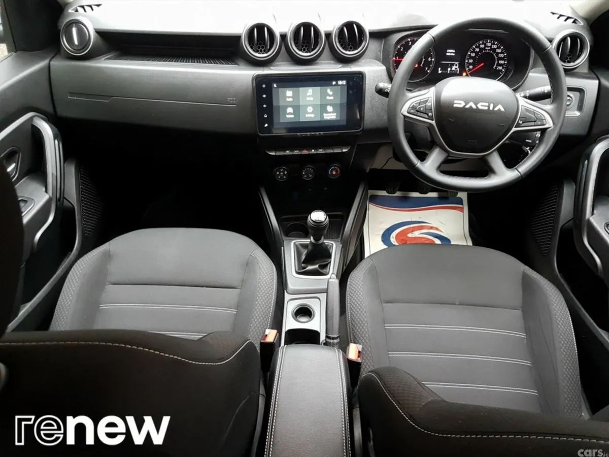 Dacia Duster SUV, Petrol, 2023, Grey