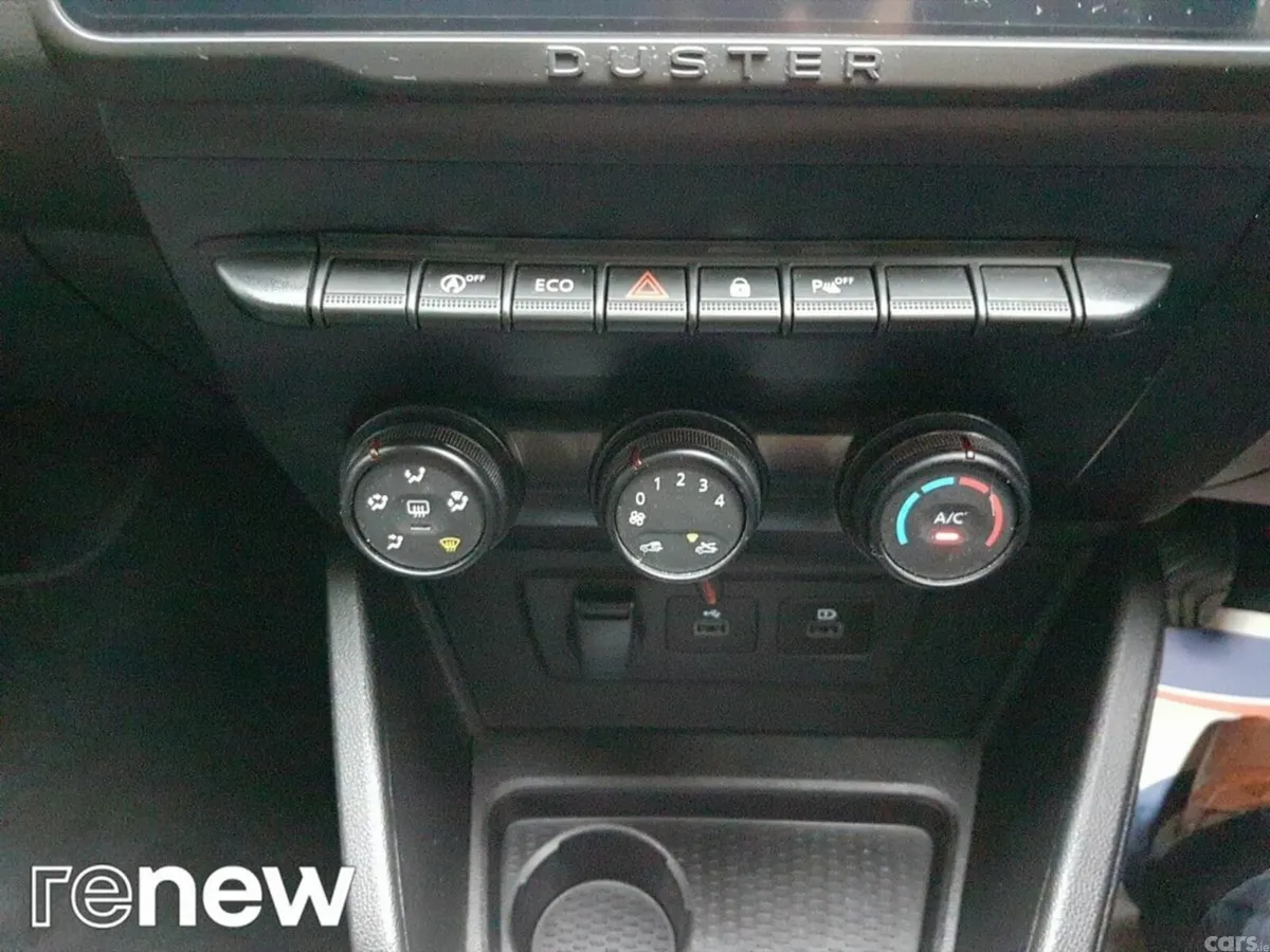 Dacia Duster SUV, Petrol, 2023, Grey