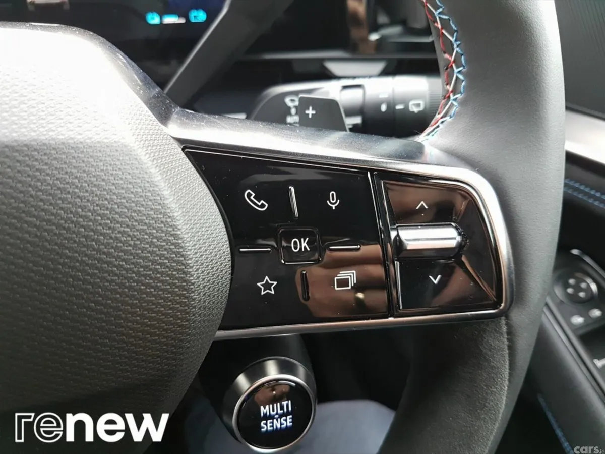 Renault Austral SUV, Petrol, 2026, White