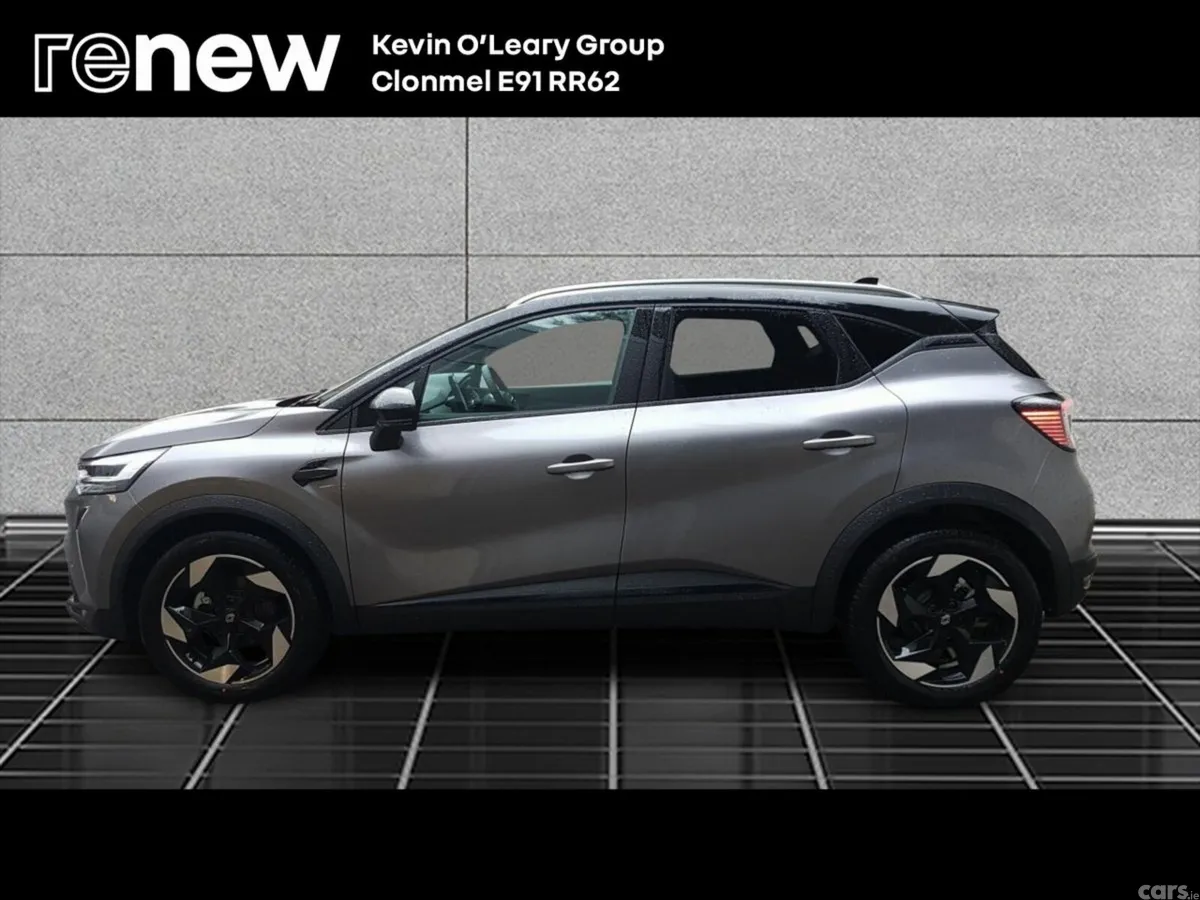Renault Captur SUV, Petrol, 2026, Grey