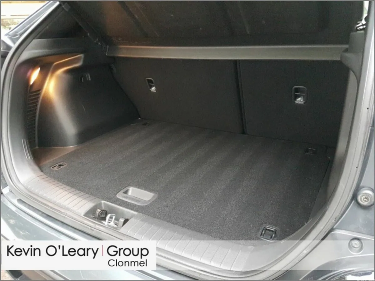 Hyundai KONA MPV, Petrol, 2022, Grey