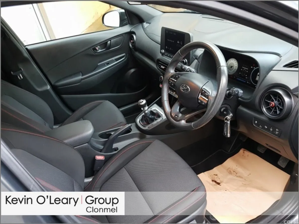 Hyundai KONA MPV, Petrol, 2022, Grey