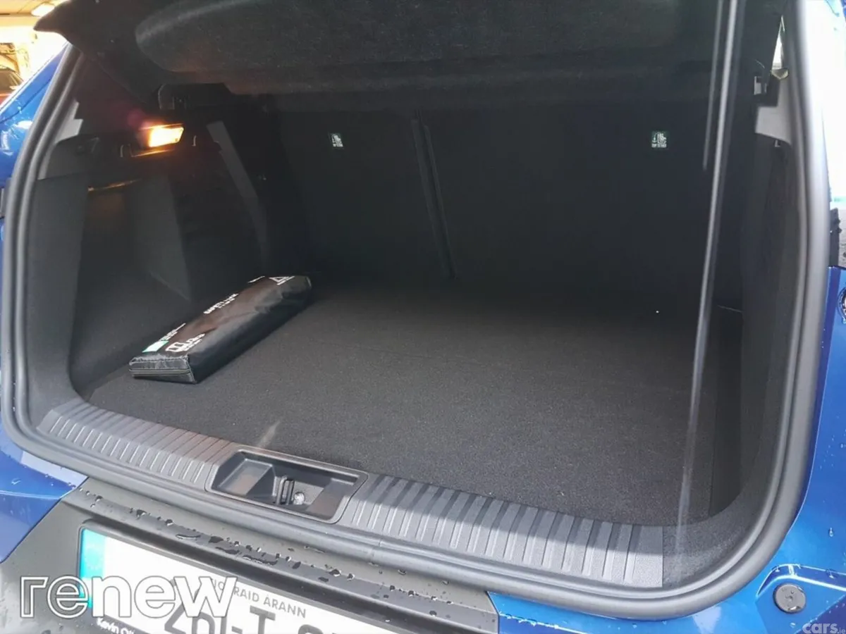 Renault Symbioz SUV, Petrol, 2026, Blue