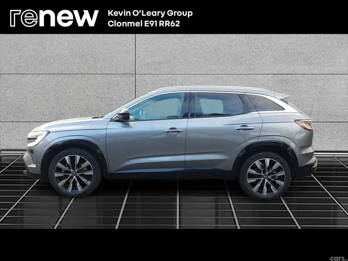 Renault Austral SUV, Petrol, 2025, Grey