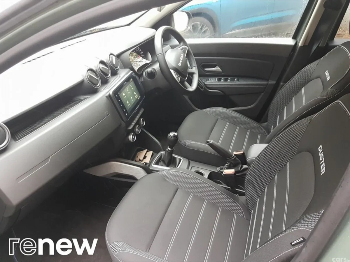 Dacia Duster SUV, Petrol, 2023, Grey