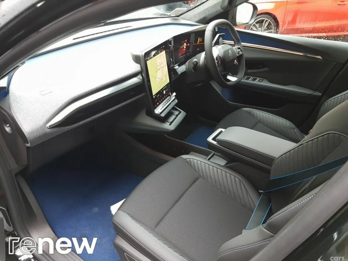 Renault Scenic E-Tech MPV, Electric, 2026, Black