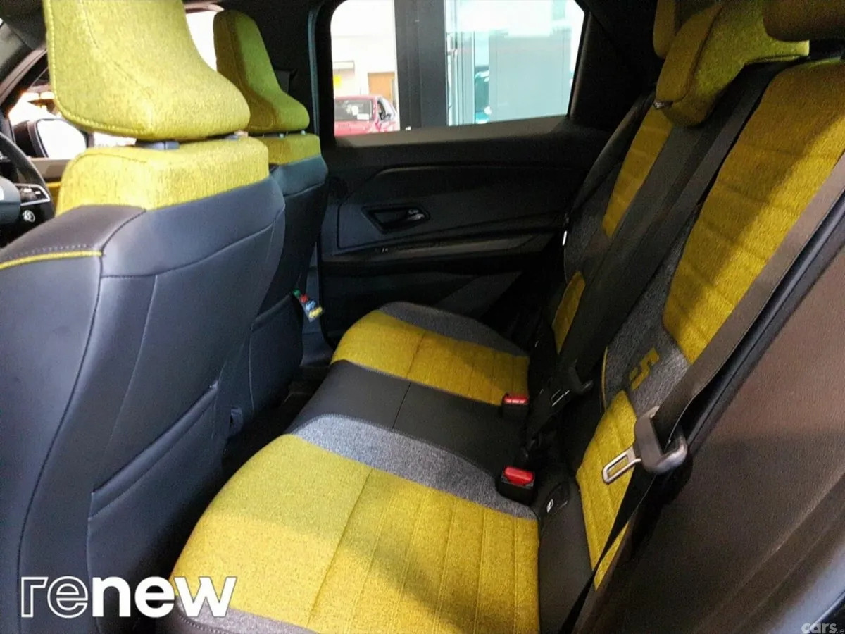 Renault 5 Hatchback, Electric, 2025, Black