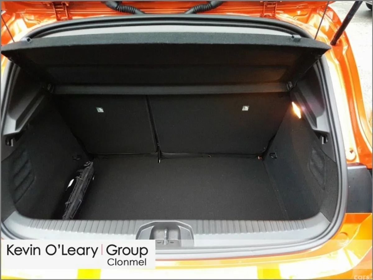 Renault Clio Hatchback, Petrol, 2025, Orange