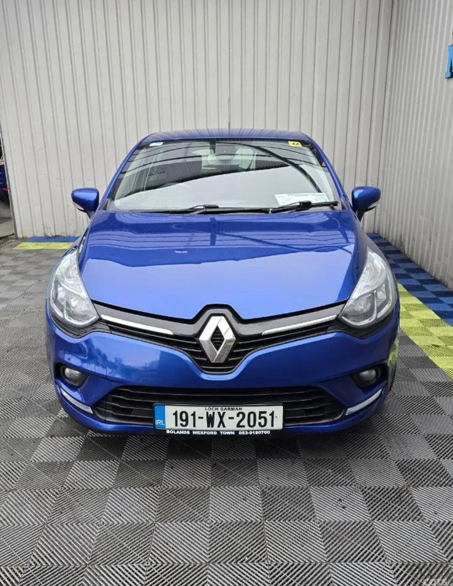 Renault Clio Hatchback, Diesel, 2019, Blue