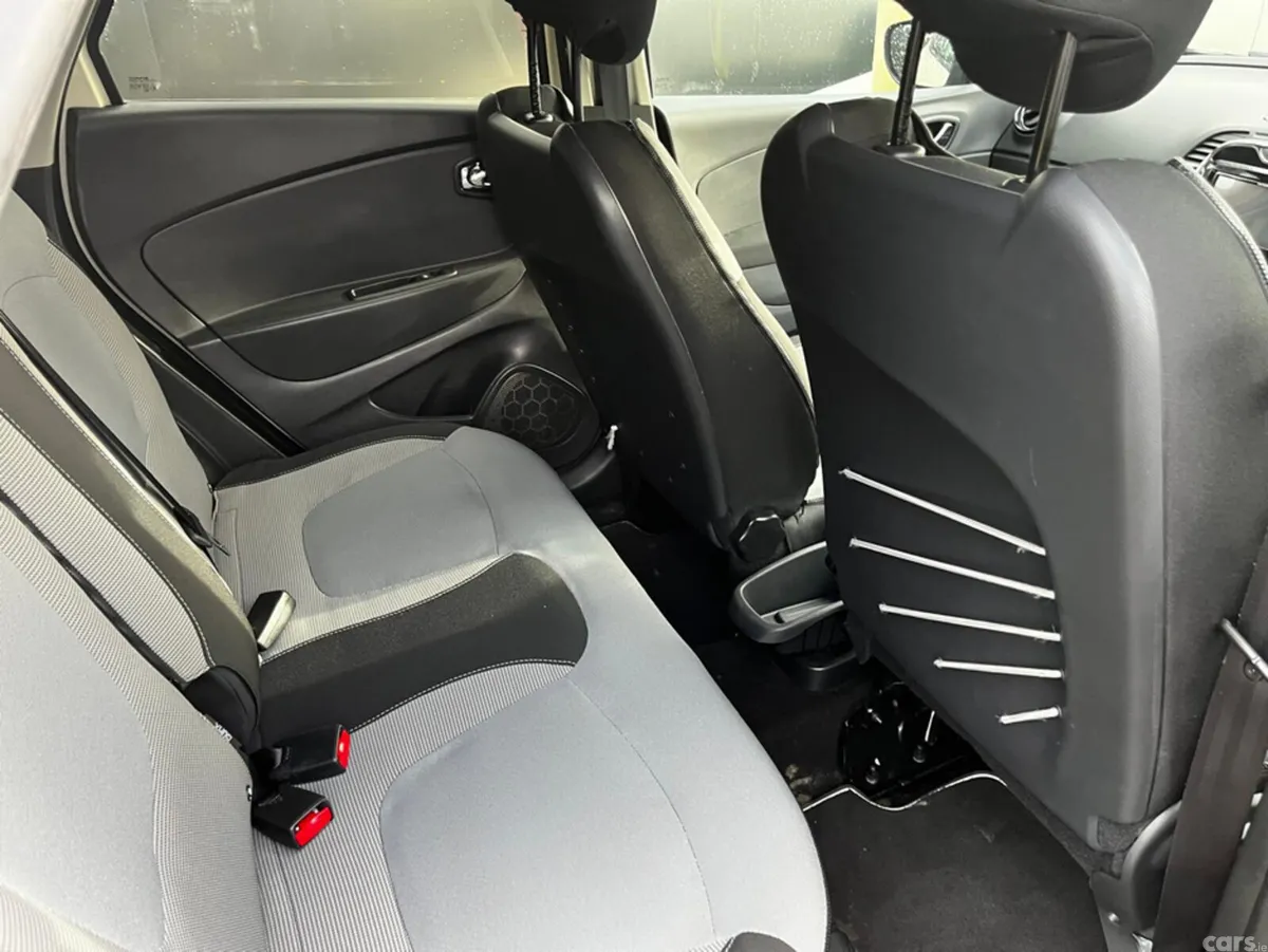 Renault Captur Hatchback, Petrol, 2014, White