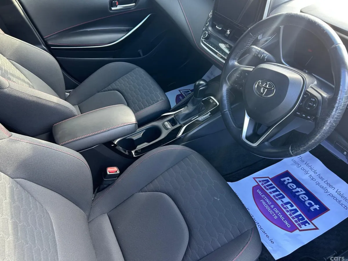 Toyota Corolla Hatchback, Petrol Hybrid, 2019, White