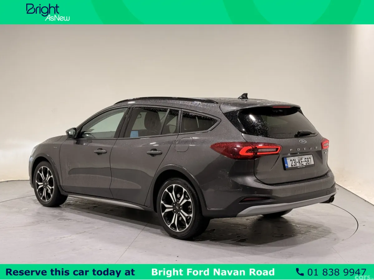 Ford Focus Estate, Petrol Hybrid, 2023, Grey