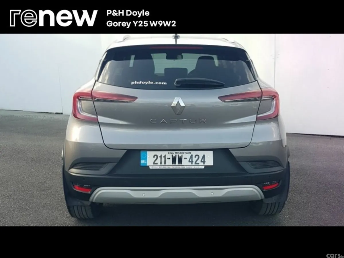 Renault Captur Hatchback, Petrol, 2021, Grey