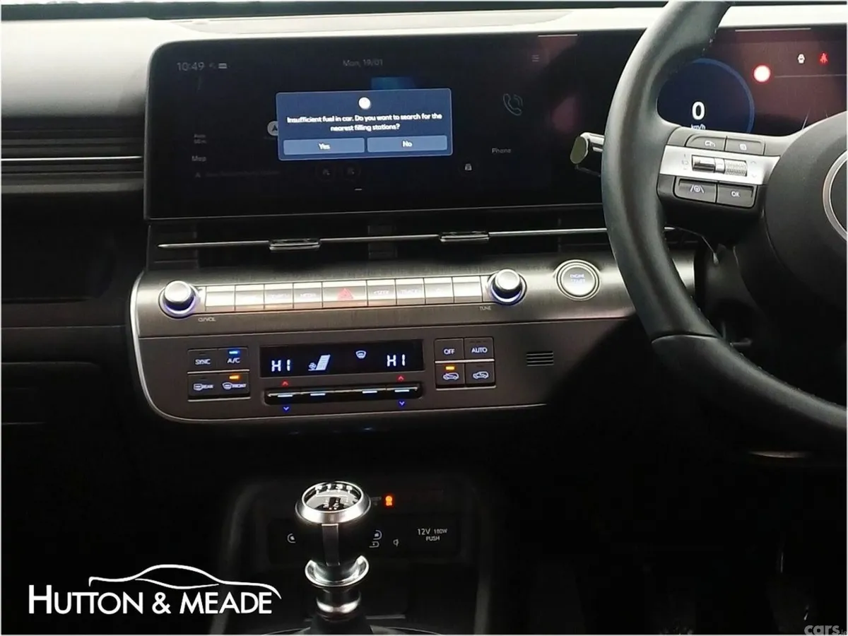 Hyundai KONA SUV, Petrol, 2023, White