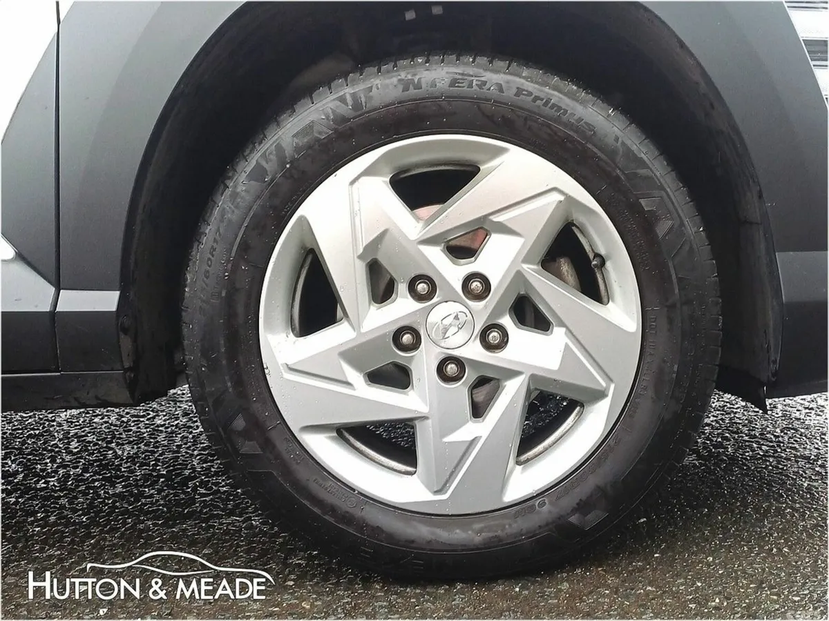 Hyundai KONA SUV, Petrol, 2024, White