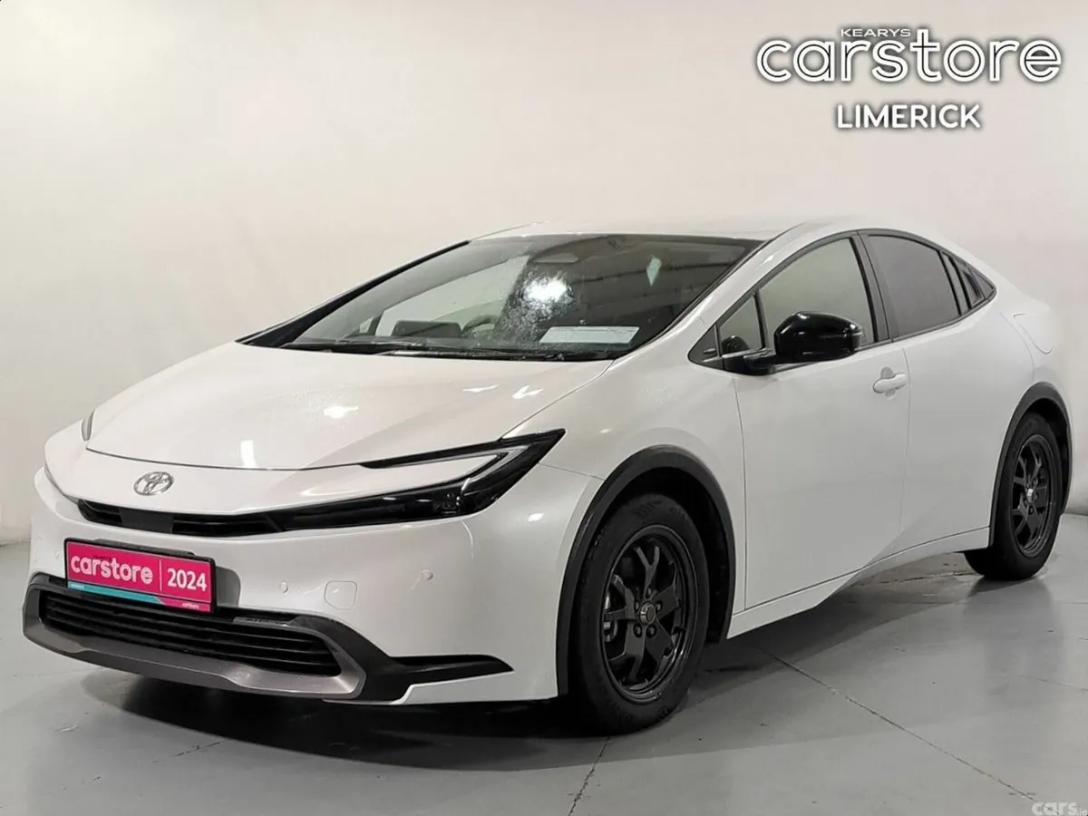 Toyota Prius Hatchback, Petrol Hybrid, 2024, White