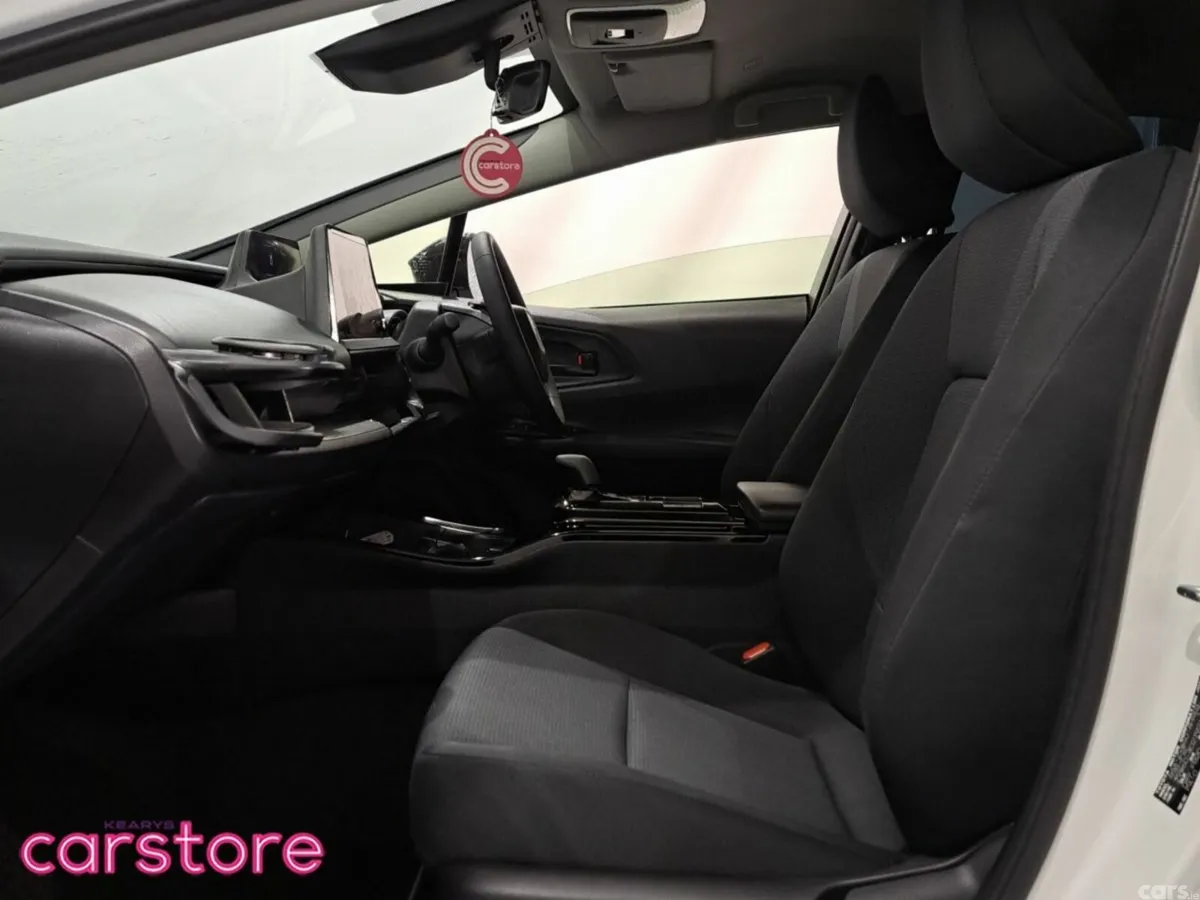 Toyota Prius Hatchback, Petrol Hybrid, 2024, White