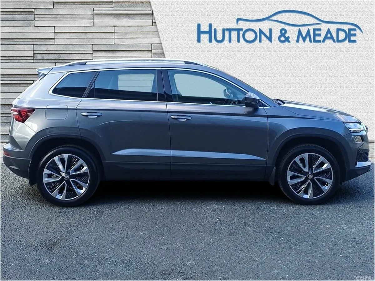 Skoda Karoq SUV, Petrol, 2025, Grey