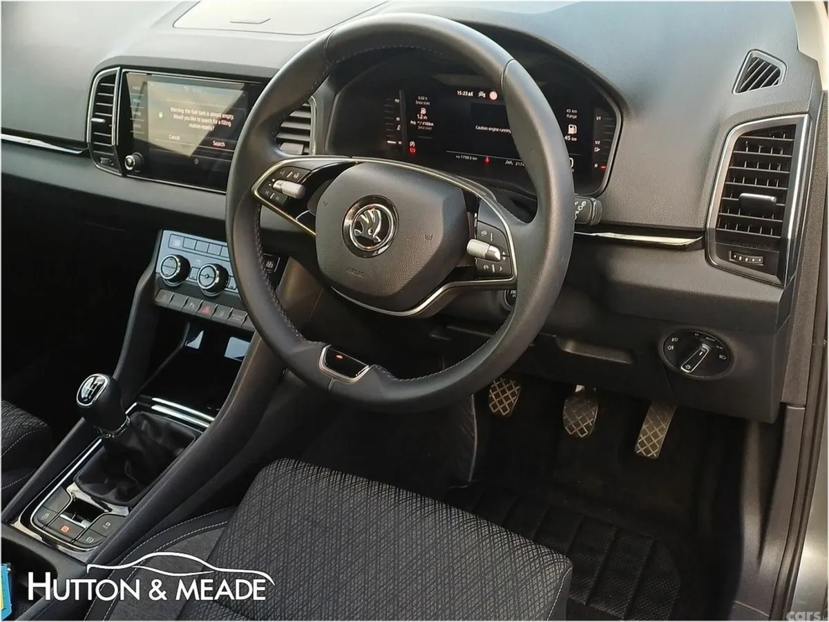 Skoda Karoq SUV, Petrol, 2025, Grey