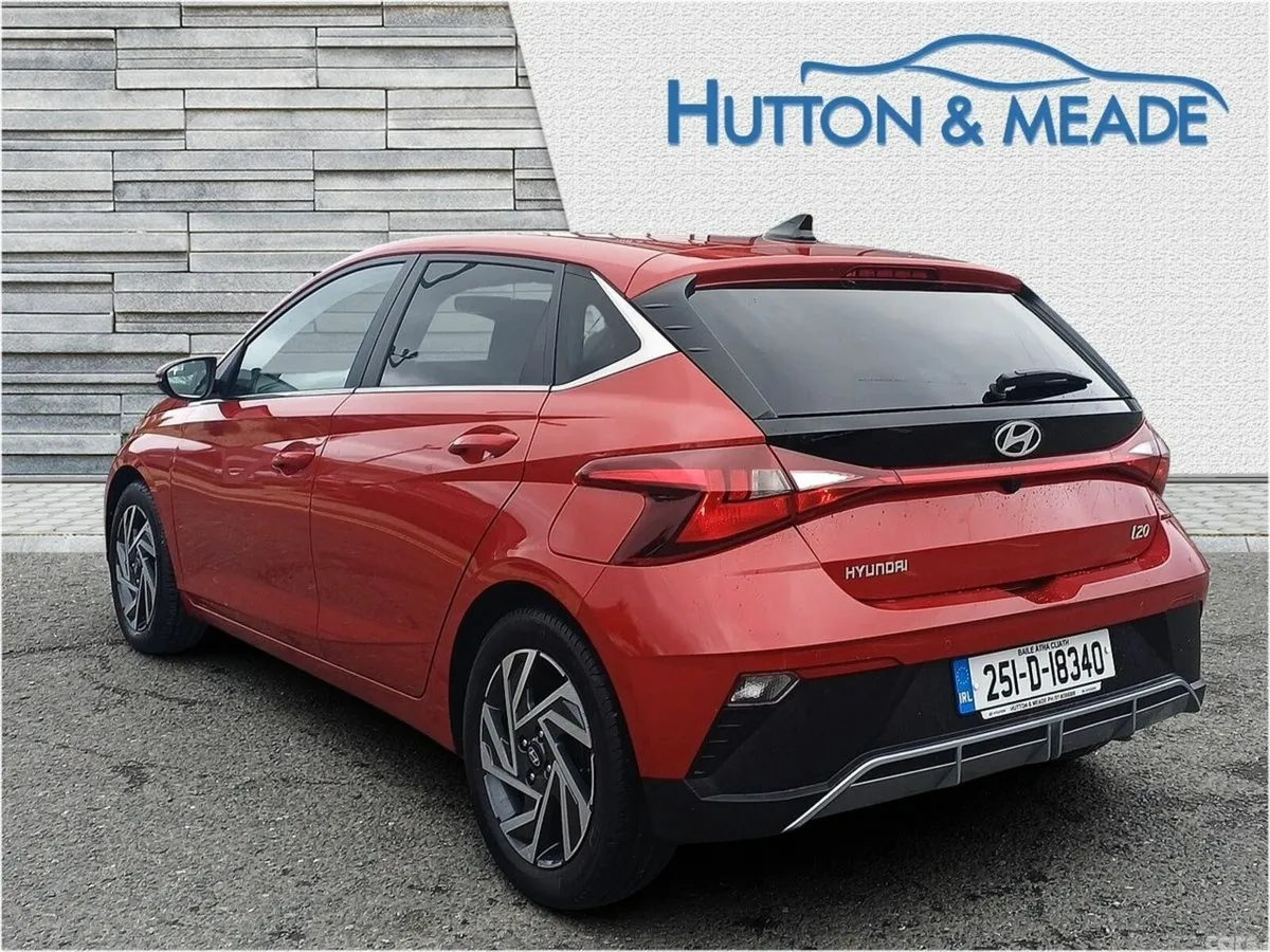 Hyundai i20 Hatchback, Petrol, 2025, Red